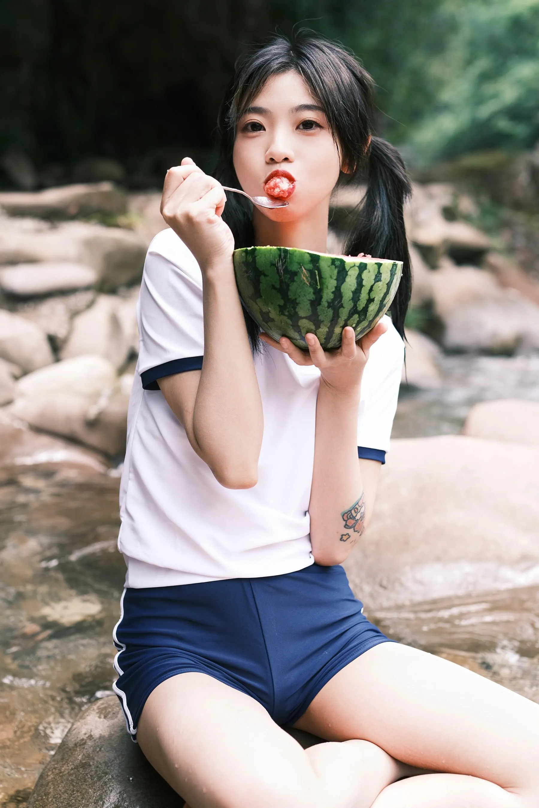 [艺图语] 2022.05.26 慢夏 池子 [20P]插图8